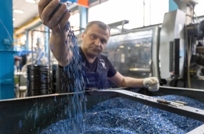 Вводится гибкая экспортная пошлина на полимеры и изделия из них 