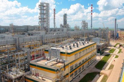 «ТАНЕКО» построит завод по производству терефталевой кислоты в Татарстане