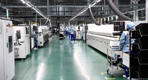 В Твери открылась уникальная линия роботизированной сборки серверов и производства пластиковых деталей В Твери открылась уникальная линия роботизированной сборки серверов и производства пластиковых деталей