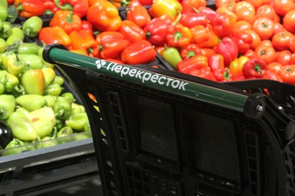 В «Перекрестке» появились тележки из вторичных пластиков