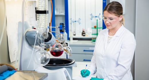 В России начали производить пеногасители на основе блок-сополимеров